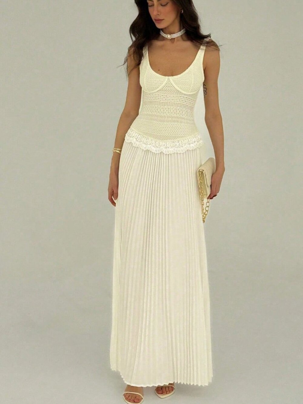 Beige Elegant Women's Fitted Sexy Low-Cut Pleated Lace Trim Maxi Dress - Picture 4 of 6